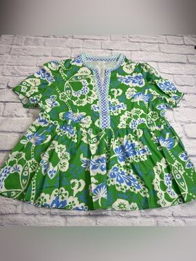 Women’s Boutique Green Floral Short-Sleeve Peplum Blouse w/ Blue Trim. Size XL.